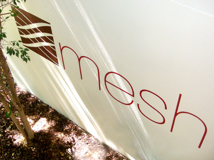 Mesh signage, by Nice Design